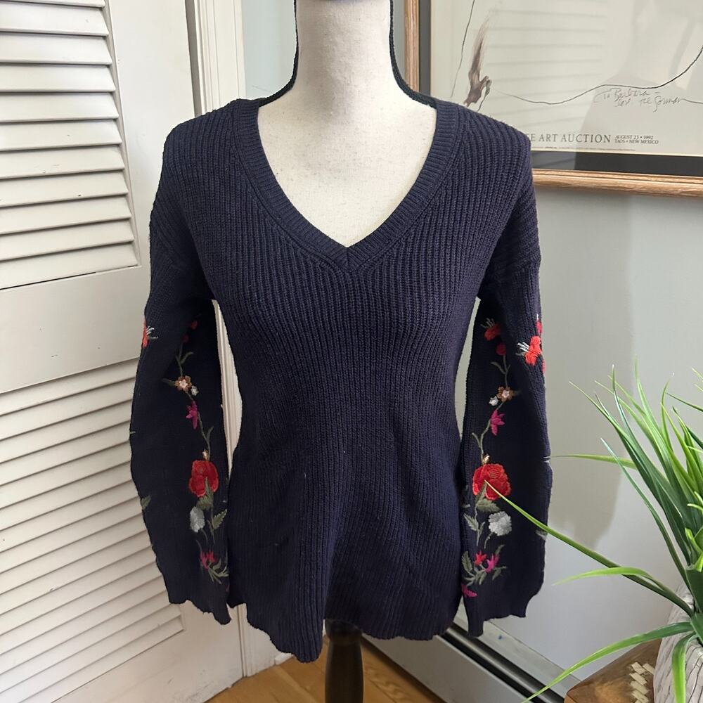 American Eagle Sweater Womens XS Blue Embroidered Balloon Sleeve Fairy Boho